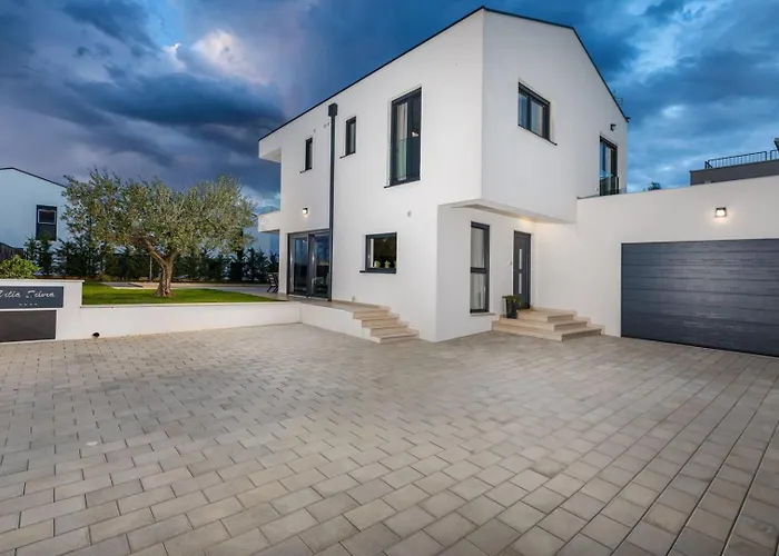 Vila Silvia By Villsy