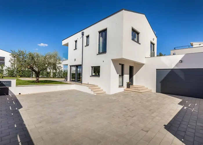 Vila Silvia By Villsy