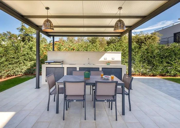 Vila Silvia By Villsy