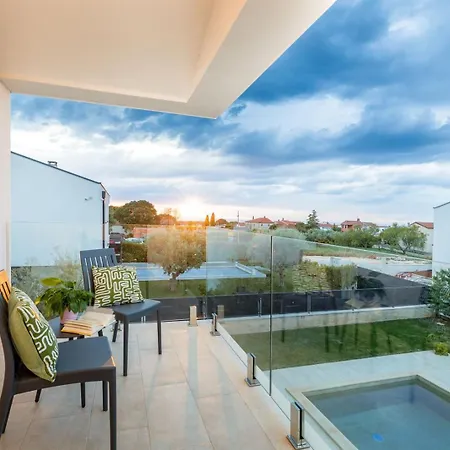 Villa Silvia By Villsy *